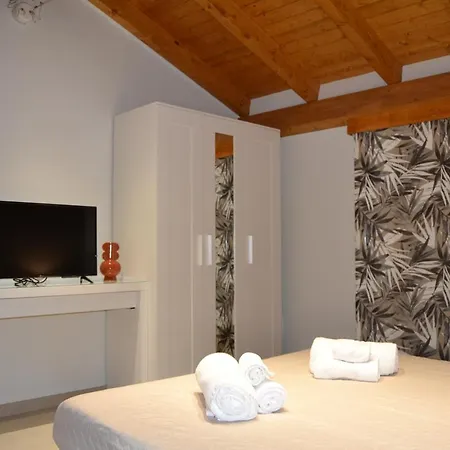 Sabbinirica House Apartment
